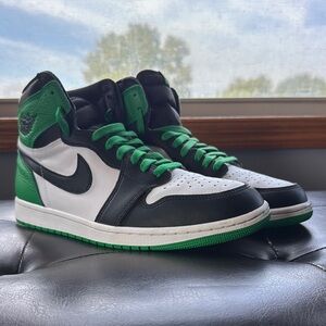 Nike Jordan Black and Green Retro 1’s